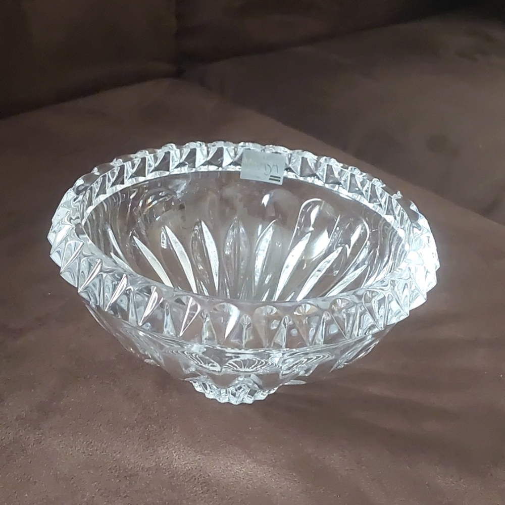 Mikasa Slovenia Crystal Bowl